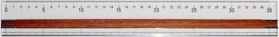 ユニバーサル定規３５ｃｍ（Tapiro 2 Wood）ブラウン・表面,ずれないカッティング定規,滑らないカッティング定規・Non-slip cutting ruler